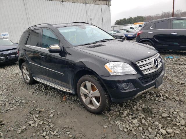 4JGBB8GB0AA547236 - 2010 MERCEDES-BENZ ML 350 4MATIC BLACK photo 4