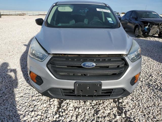 1FMCU0F76HUD19487 - 2017 FORD ESCAPE S SILVER photo 5