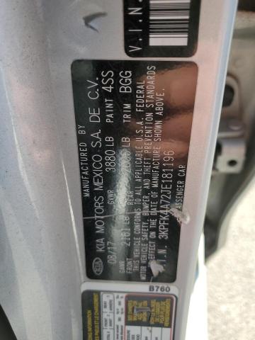 3KPFK4A72JE181196 - 2018 KIA FORTE LX SILVER photo 12