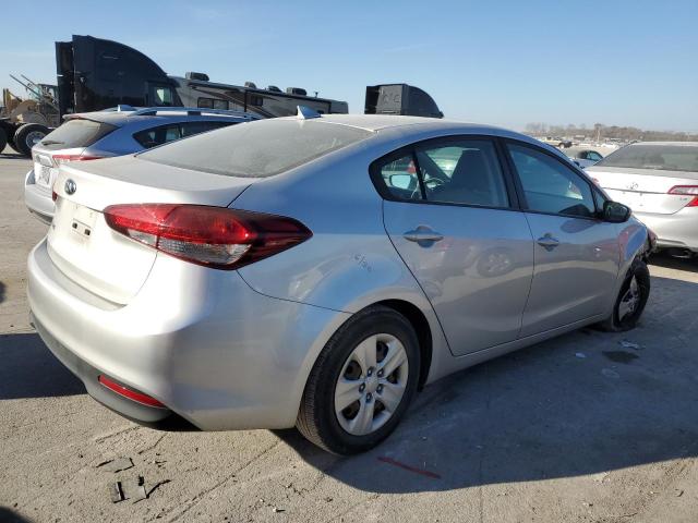 3KPFK4A72JE181196 - 2018 KIA FORTE LX SILVER photo 3