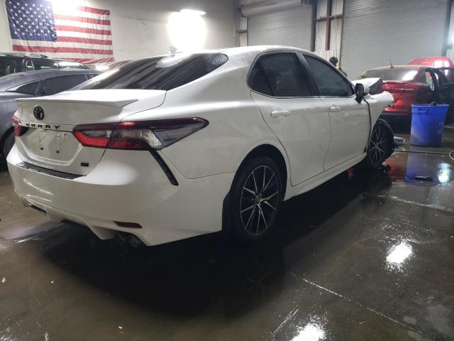 4T1G11AK3PU763095 - 2023 TOYOTA CAMRY SE NIGHT SHADE WHITE photo 3