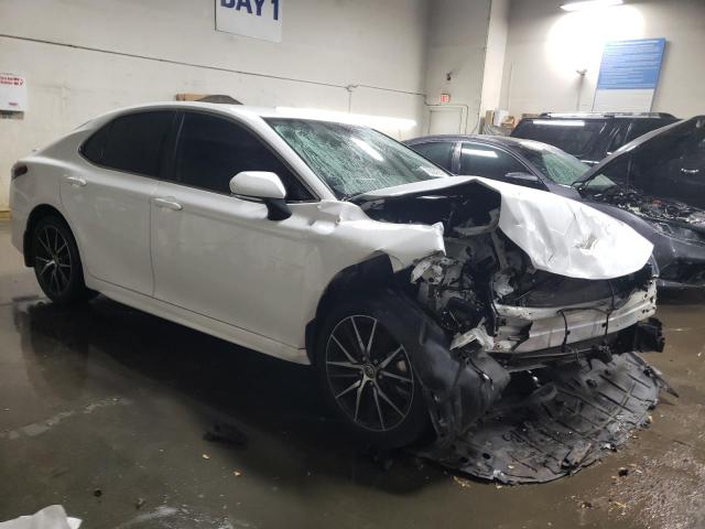 4T1G11AK3PU763095 - 2023 TOYOTA CAMRY SE NIGHT SHADE WHITE photo 4