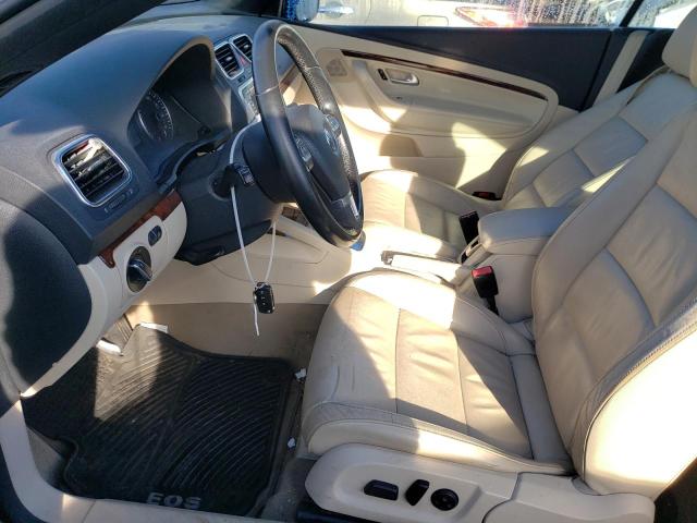 WVWFW7AH3CV014729 - 2012 VOLKSWAGEN EOS LUX 棕色 照片 7