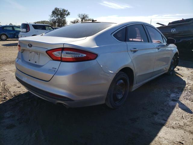 3FA6P0HR2DR203654 - 2013 FORD FUSION SE SILVER photo 3