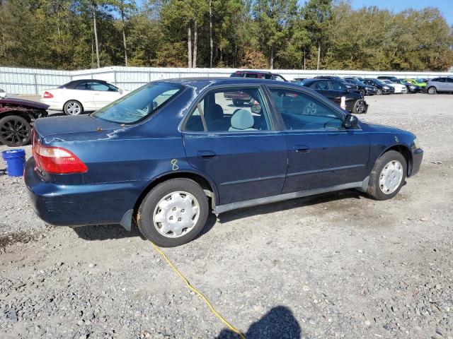 1HGCG5648YA027115 - 2000 HONDA ACCORD LX BLUE photo 3