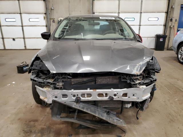 1FADP3F26JL276843 - 2018 FORD FOCUS SE GRAY photo 5