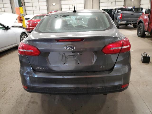 1FADP3F26JL276843 - 2018 FORD FOCUS SE GRAY photo 6