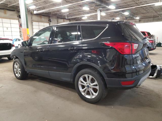 1FMCU0GD2KUA71475 - 2019 FORD ESCAPE SE BLACK photo 2