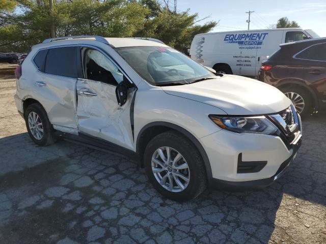 KNMAT2MV6JP555203 - 2018 NISSAN ROGUE S WHITE photo 4