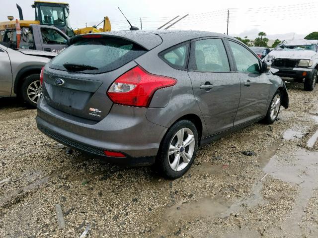 1FADP3K29DL125523 - 2013 FORD FOCUS SE GRAY photo 4