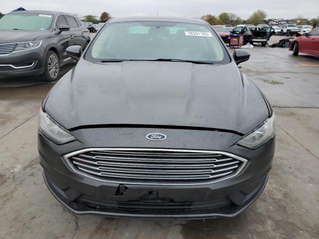 3FA6P0H72JR182248 - 2018 FORD FUSION SE GRAY photo 5