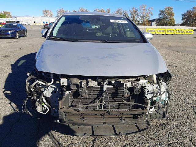 JTDKARFP8H3053179 - 2017 TOYOTA PRIUS PRIM 银色 照片 5