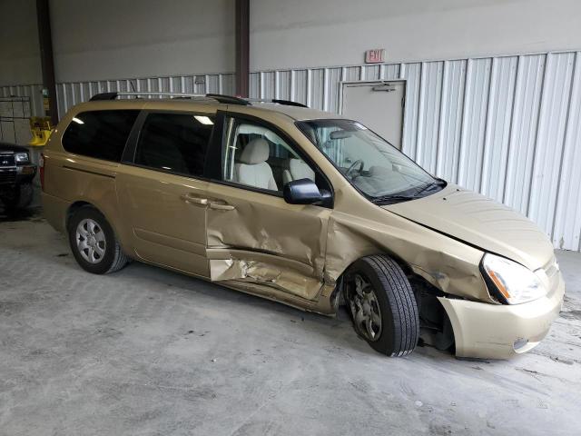 KNDMG4C32A6356832 - 2010 KIA SEDONA LX GOLD photo 4