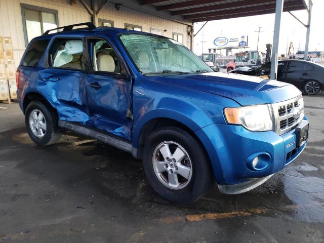 1FMCU9D74BKA63425 - 2011 FORD ESCAPE XLT BLUE photo 4