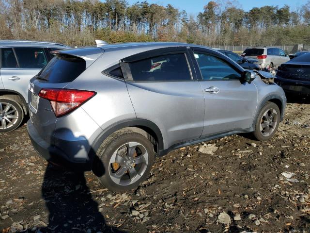 3CZRU6H59JM721098 - 2018 HONDA HR-V EX SILVER photo 3