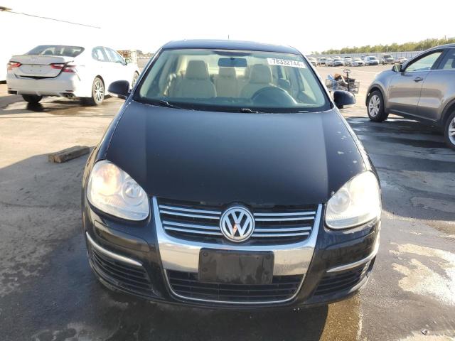 3VWRZ7AJ6AM098833 - 2010 VOLKSWAGEN JETTA SE BLACK photo 5