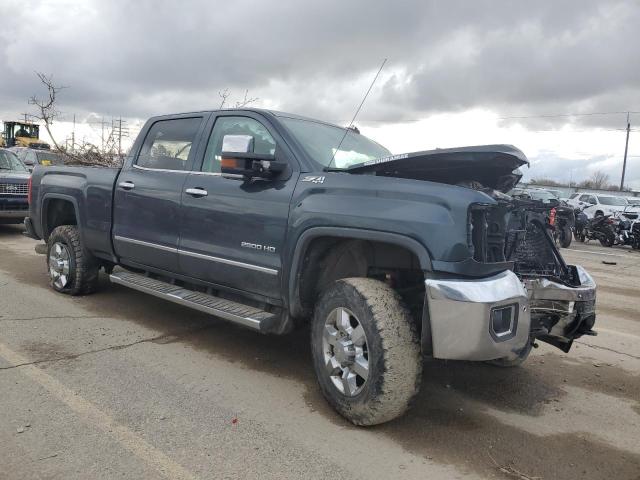 1GT12TEY4HF196905 - 2017 GMC SIERRA K2500 SLT GRAY photo 4