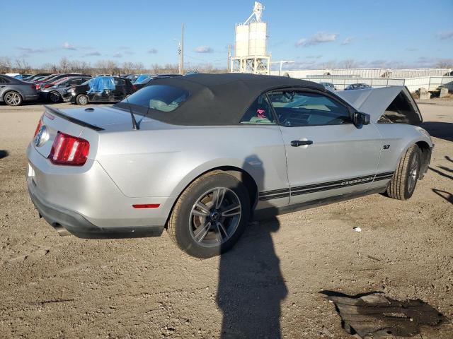 1ZVBP8ENXA5165112 - 2010 FORD MUSTANG SILVER photo 3