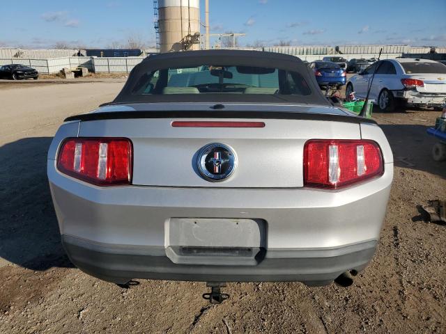 1ZVBP8ENXA5165112 - 2010 FORD MUSTANG SILVER photo 6