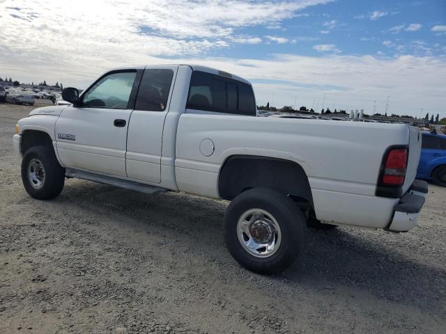 3B7KF2364XG124684 - 1999 DODGE RAM 2500 WHITE photo 2