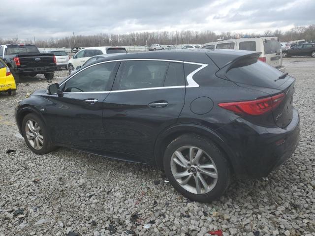 SJKCH5CP6JA057694 - 2018 INFINITI QX30 BASE Schwarz Foto 2