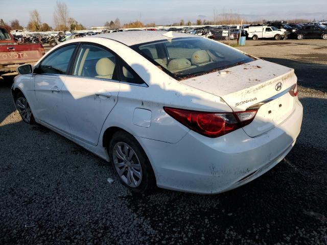 5NPEB4AC1CH320144 - 2012 HYUNDAI SONATA GLS WHITE photo 2