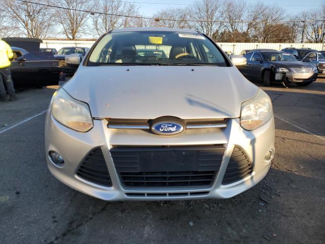 1FADP3K26DL345069 - 2013 FORD FOCUS SE SILVER photo 5