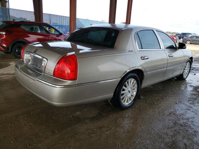 1LNHM81W43Y618139 - 2003 LINCOLN TOWN CAR EXECUTIVE BEIGE photo 3