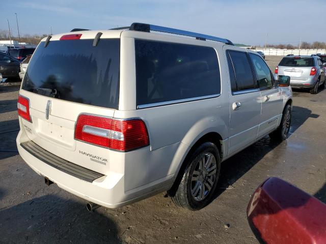 5LMFL28518LJ00110 - 2008 LINCOLN NAVIGATOR L WHITE photo 3