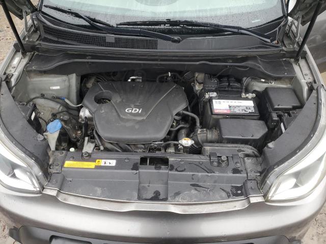 KNDJN2A25F7217173 - 2015 KIA SOUL GRAY photo 11