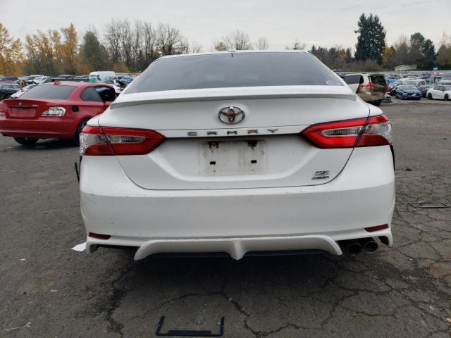 4T1M11BK9LU008271 - 2020 TOYOTA CAMRY SE WHITE photo 6