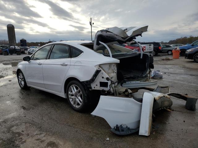 3FA6P0H78GR337412 - 2016 FORD FUSION SE WHITE photo 2