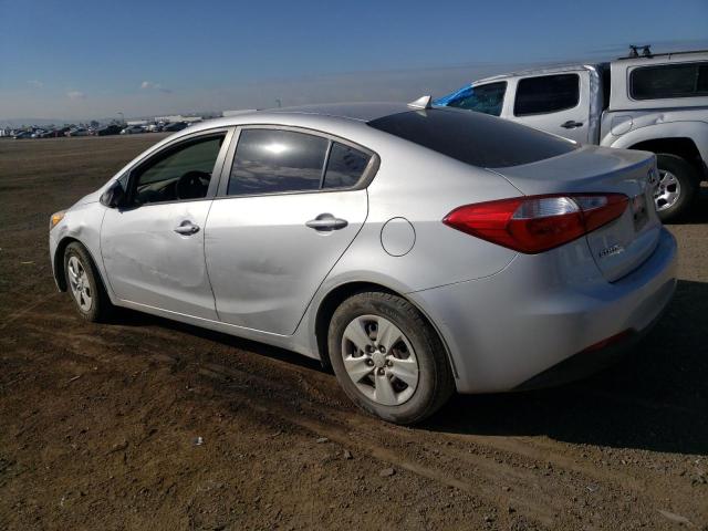 KNAFK4A60G5503892 - 2016 KIA FORTE LX SILVER photo 2