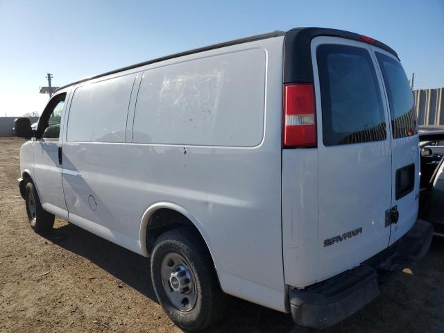 1GTGG25V571134033 - 2007 GMC SAVANA G2500 WHITE photo 2