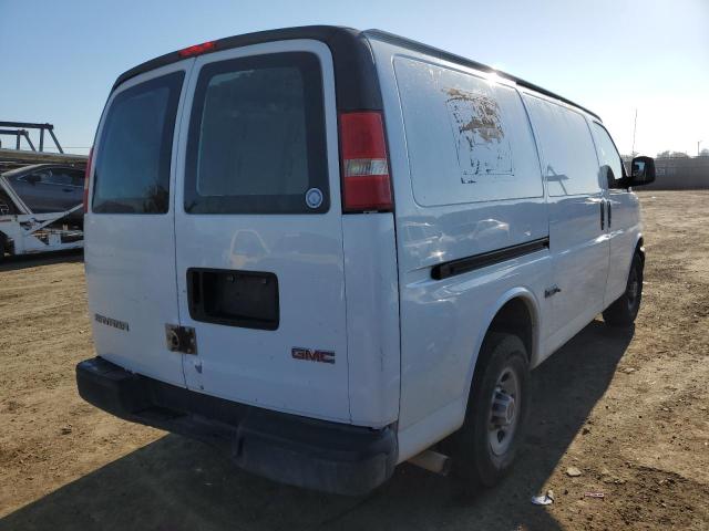 1GTGG25V571134033 - 2007 GMC SAVANA G2500 WHITE photo 3