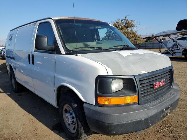 1GTGG25V571134033 - 2007 GMC SAVANA G2500 WHITE photo 4