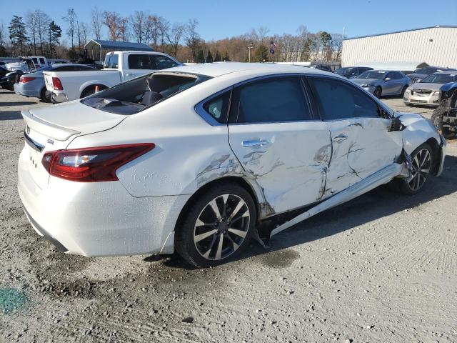 1N4AL3AP5HC123303 - 2017 NISSAN ALTIMA 2.5 WHITE photo 3