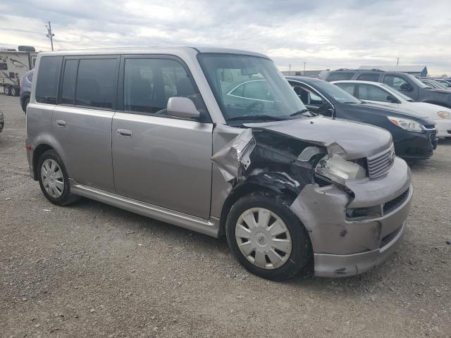 JTLKT324464062654 - 2006 TOYOTA SCION XB SILVER photo 4