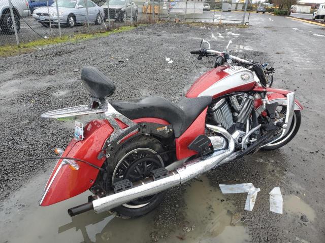 5VPDW36N6C3005079 - 2012 VICTORY MOTORCYCLES CROSS COUN RED photo 4