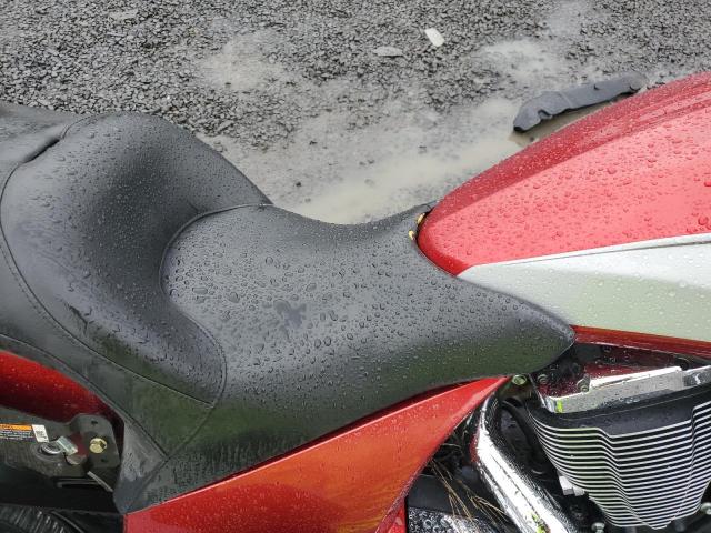 5VPDW36N6C3005079 - 2012 VICTORY MOTORCYCLES CROSS COUN RED photo 5