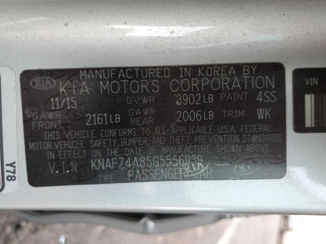 KNAFZ4A85G5556939 - 2016 KIA FORTE EX SILVER photo 12