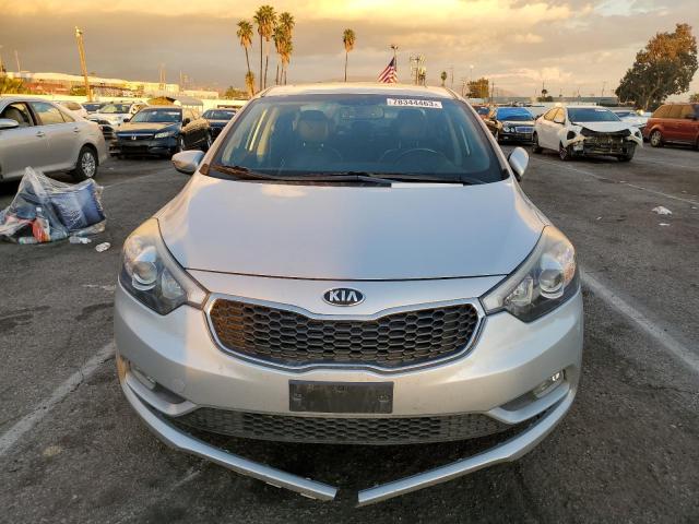 KNAFZ4A85G5556939 - 2016 KIA FORTE EX SILVER photo 5