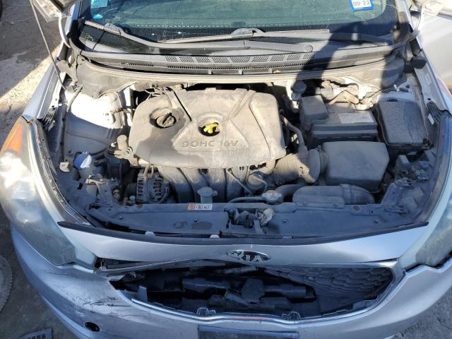 KNAFK4A65F5360968 - 2015 KIA FORTE LX SILVER photo 11