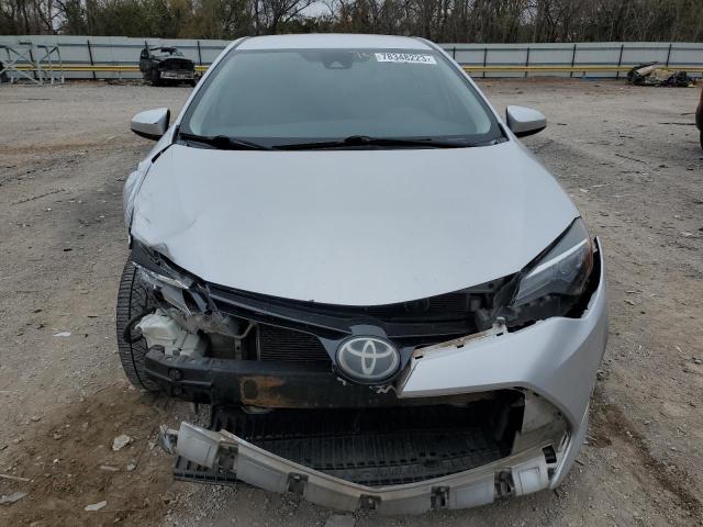 5YFBURHE6HP664600 - 2017 TOYOTA COROLLA L SILVER photo 5