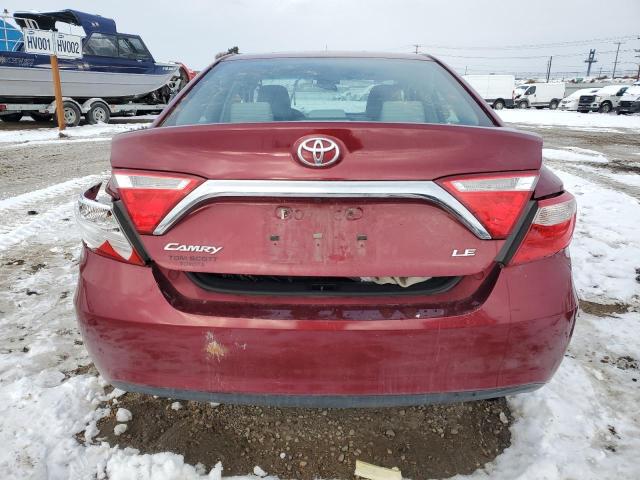 4T1BF1FK9HU811396 - 2017 TOYOTA CAMRY LE RED photo 6