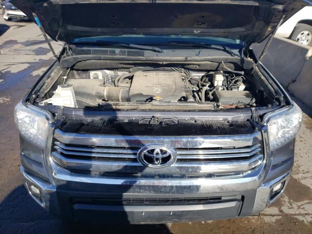 5TFUW5F17HX608694 - 2017 TOYOTA TUNDRA DOUBLE CAB SR/SR5 GRAY photo 11