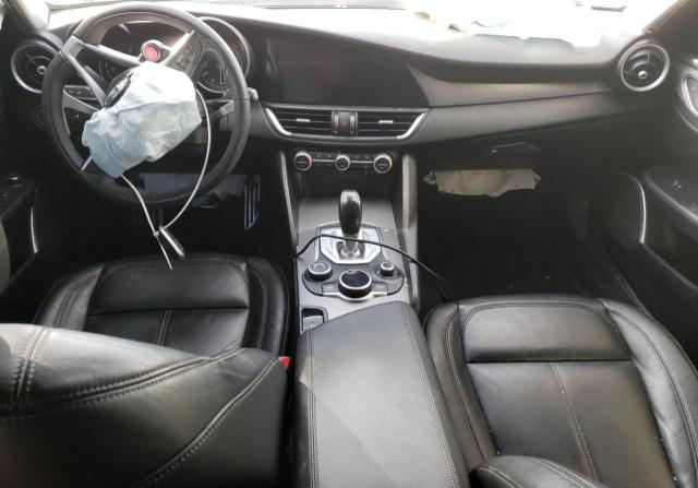 ZARFAEDN7H7533725 - 2017 ALFA ROMEO GIULIA Q4 SILVER photo 8