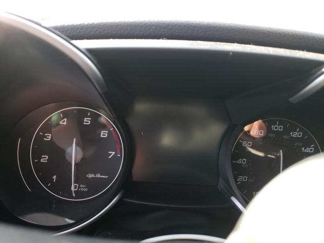 ZARFAEDN7H7533725 - 2017 ALFA ROMEO GIULIA Q4 SILVER photo 9