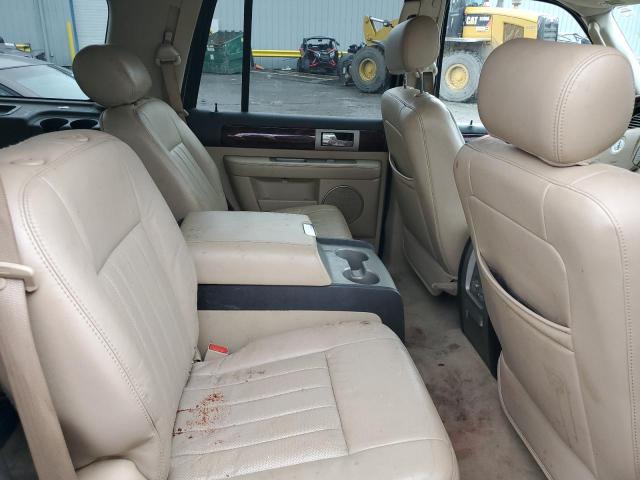 5LMFU28545LJ10817 - 2005 LINCOLN NAVIGATOR კრემისფერი ფოტო 11