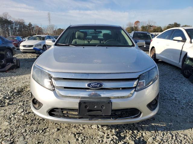 3FAHP0HA7BR181070 - 2011 FORD FUSION SE SILVER photo 5